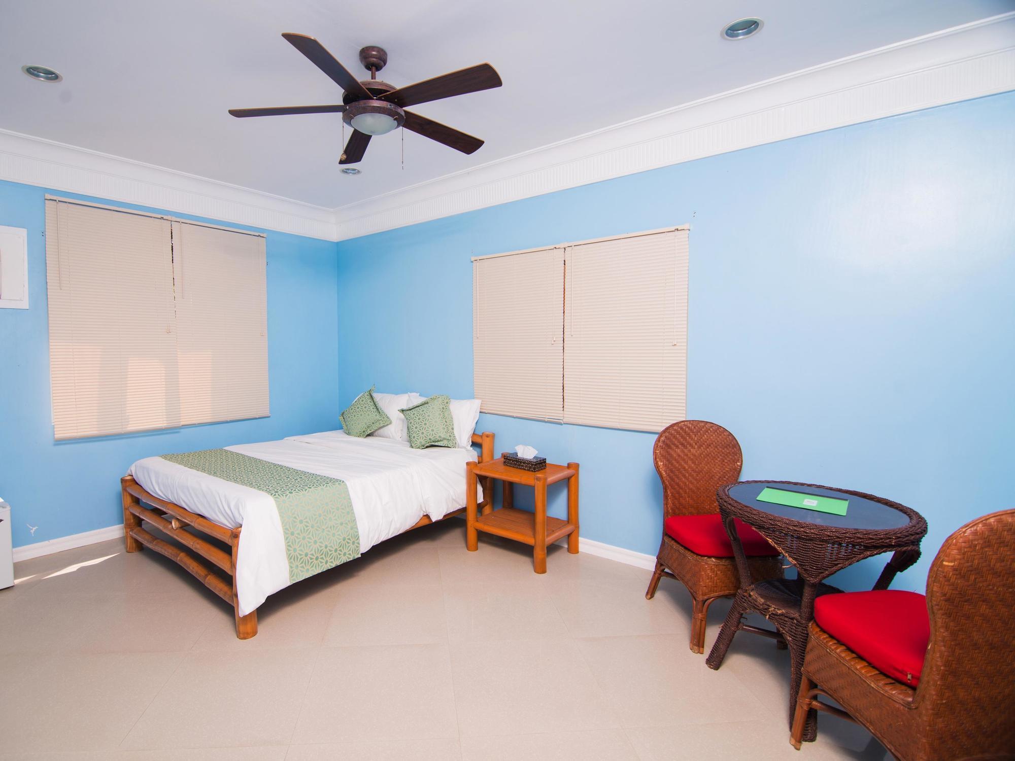 Bed and Breakfast Acqua Dive Zamboanguita  Екстер'єр фото